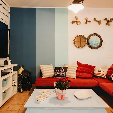 Alloggi Turistici Con Piscina Palestra Jacuzzi Sauna Apartment *