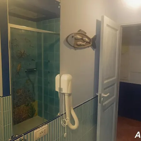 Alloggi Turistici Con Piscina Palestra Jacuzzi Sauna *