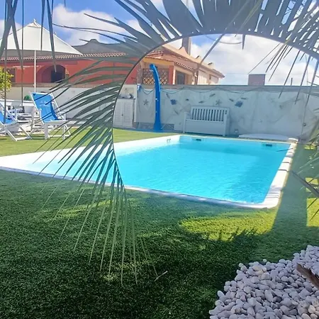 Alloggi Turistici Con Piscina Palestra Jacuzzi Sauna *