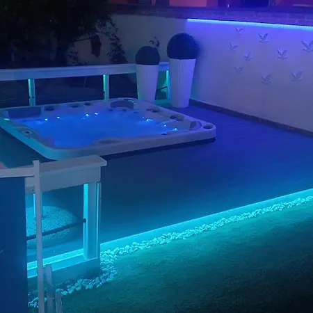 Apartment Alloggi Turistici Con Piscina Palestra Jacuzzi Sauna Anzio
