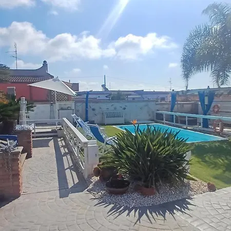 Alloggi Turistici Con Piscina Palestra Jacuzzi Sauna *